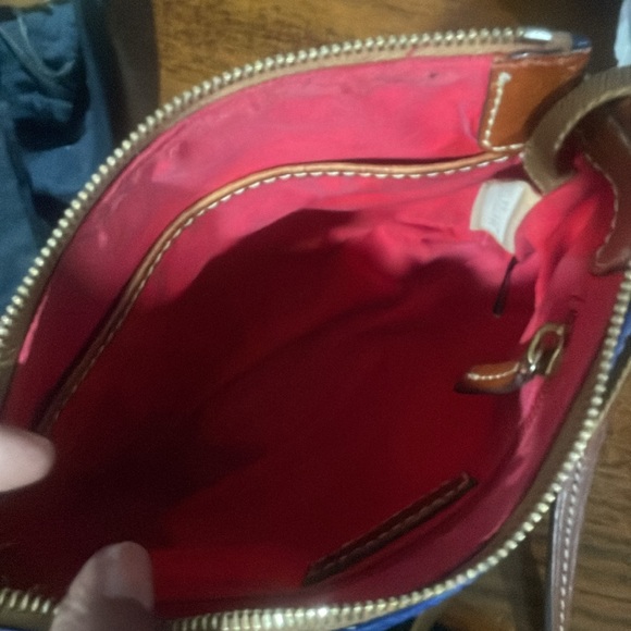 Dooney & Bourke Crossbody Bag - Picture 10 of 10